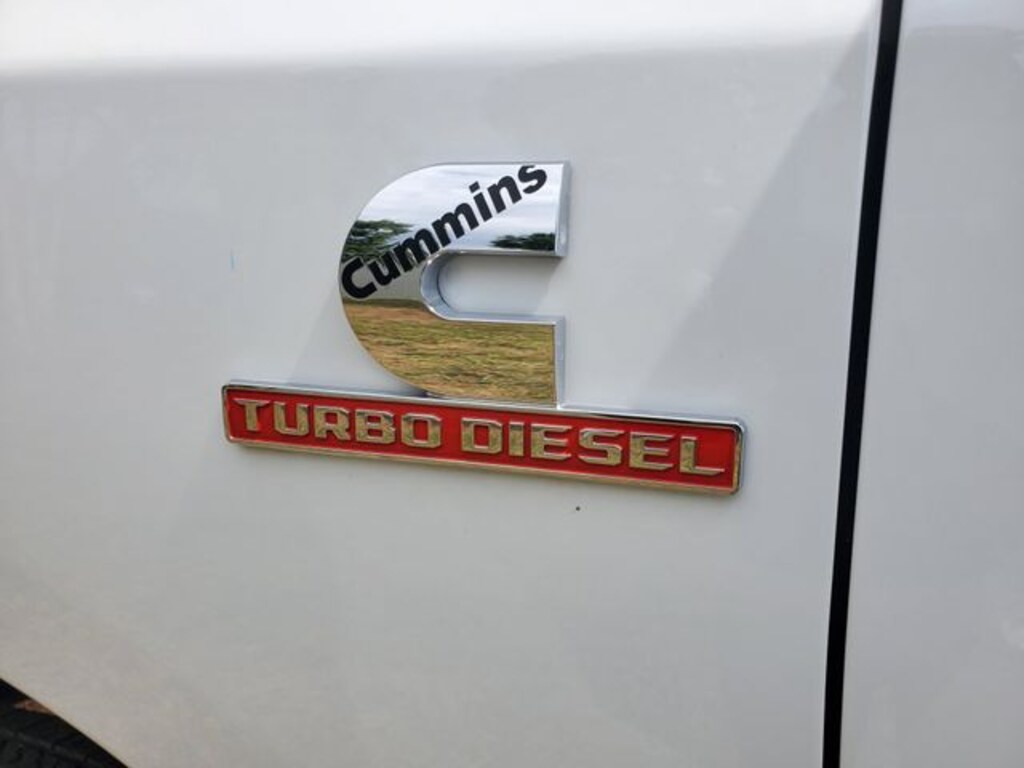 New 2025 Ram 3500 Chassis Cab 3500 TRADESMAN CREW CAB CHASSIS 4X4 60' CA Pickup