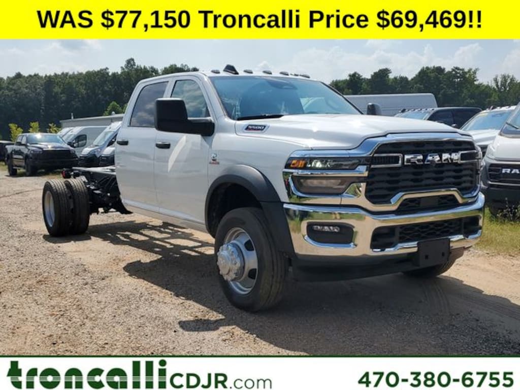 New 2025 Ram 5500 Chassis Cab 5500 TRADESMAN CHASSIS CREW CAB 4X4 84' CA Pickup