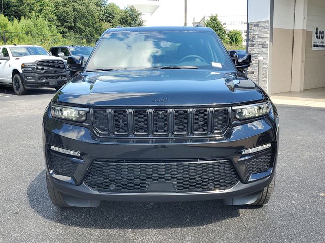 2025 Jeep Grand Cherokee Limited photo 2