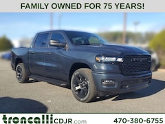 2026 Ram 1500 EXPRESS CREW CAB 4X4 5'7 BOX Pickup