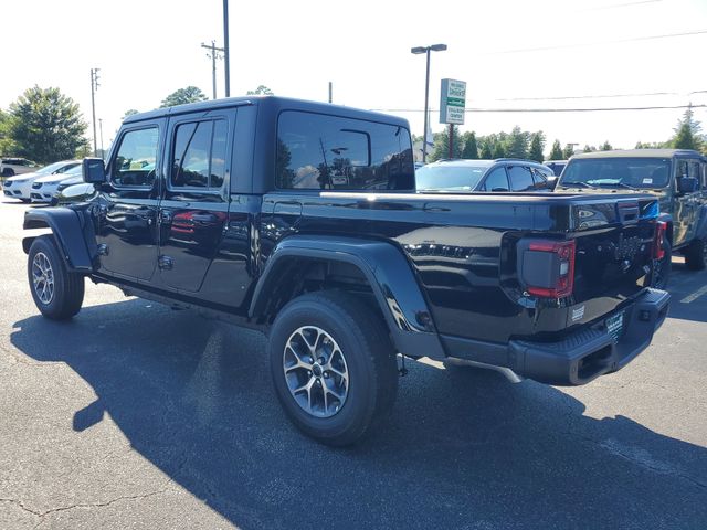 2025 Jeep Gladiator Sport S photo 4