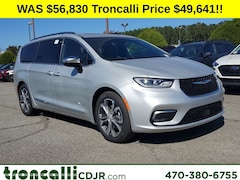 New 2026 Chrysler Pacifica PINNACLE Passenger Van in Cumming GA