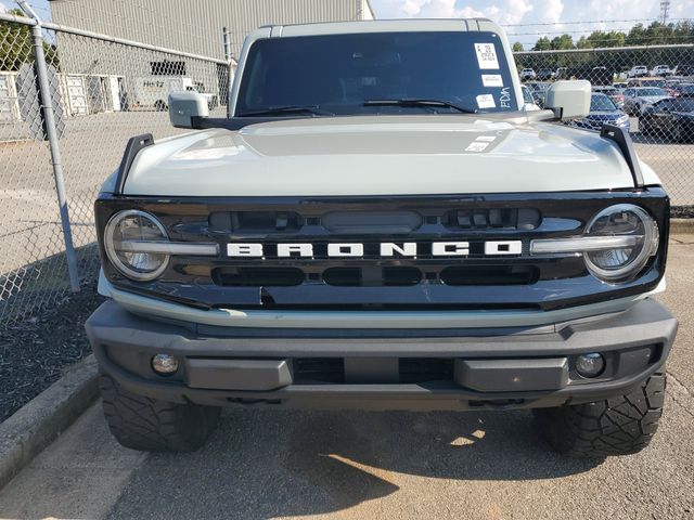 2023 Ford Bronco Outer Banks photo 2