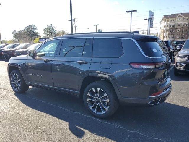 2025 Jeep Grand Cherokee Overland photo 4