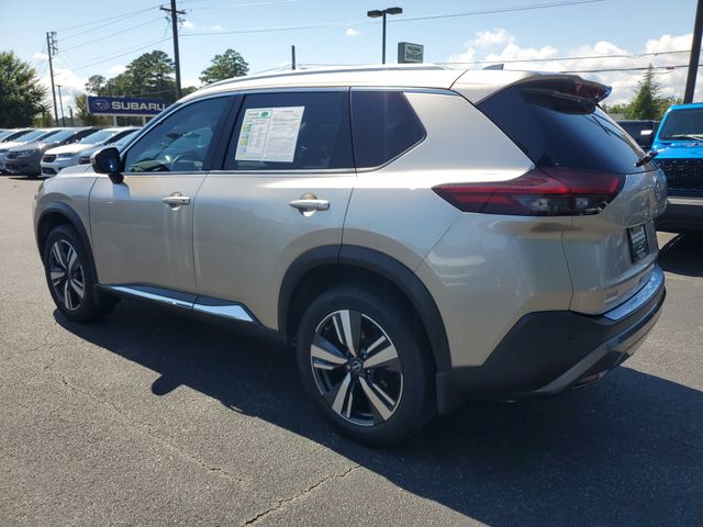 2022 Nissan Rogue SL photo 3