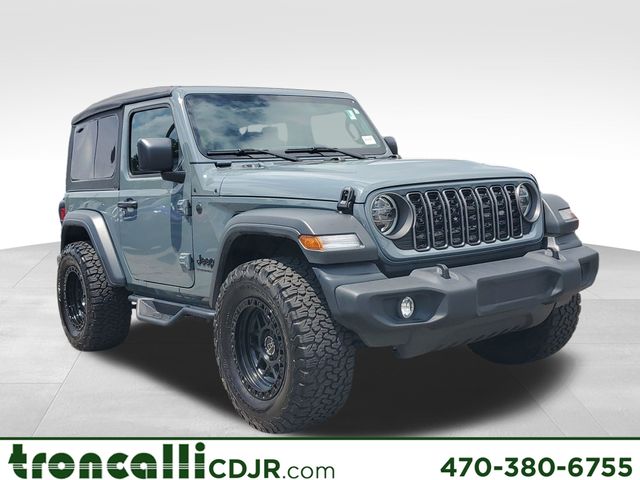 2025 Jeep Wrangler Sport's photo