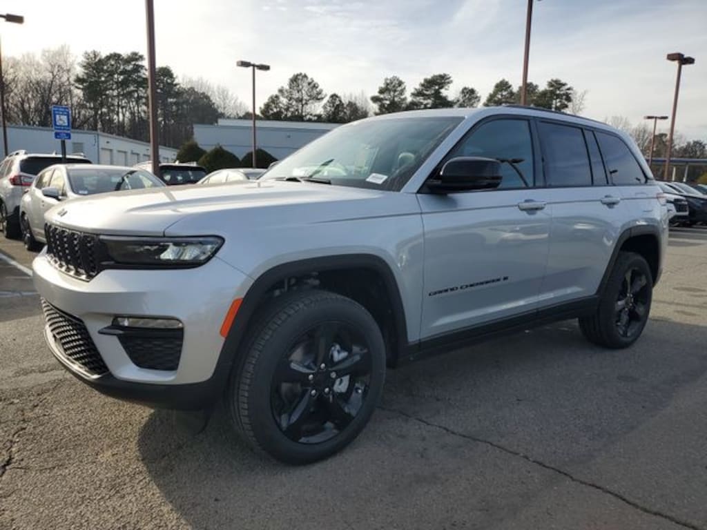 New 2025 Jeep Grand Cherokee LIMITED 4X4 Sport Utility