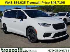 New 2026 Chrysler Pacifica LIMITED Passenger Van in Cumming GA