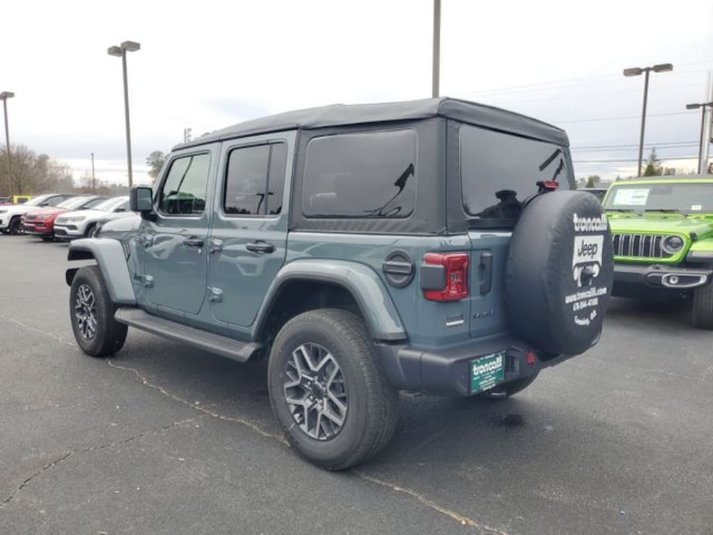 New 2026 Jeep Wrangler 4-DOOR SAHARA Sport Utility