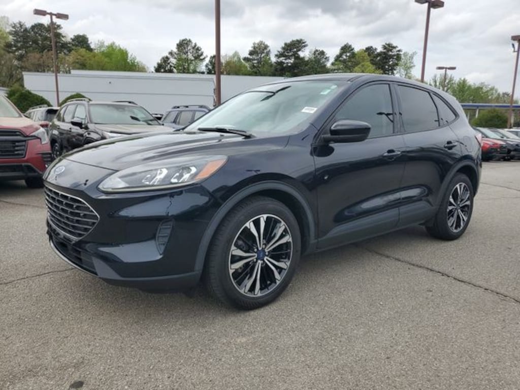 Used 2021 Ford Escape Hybrid SE SUV