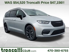 2026 Chrysler Pacifica LIMITED Passenger Van