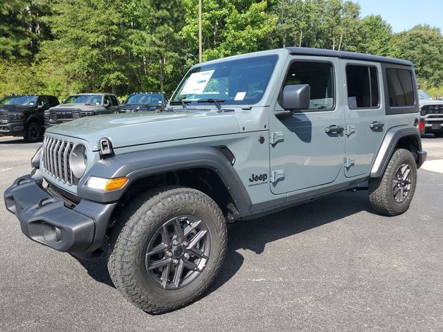 2025 Jeep Wrangler Sport S photo 3