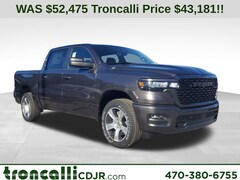 2026 Ram 1500 EXPRESS CREW CAB 4X2 5'7 BOX Pickup