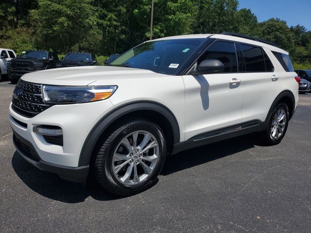 2021 Ford Explorer XLT photo 2