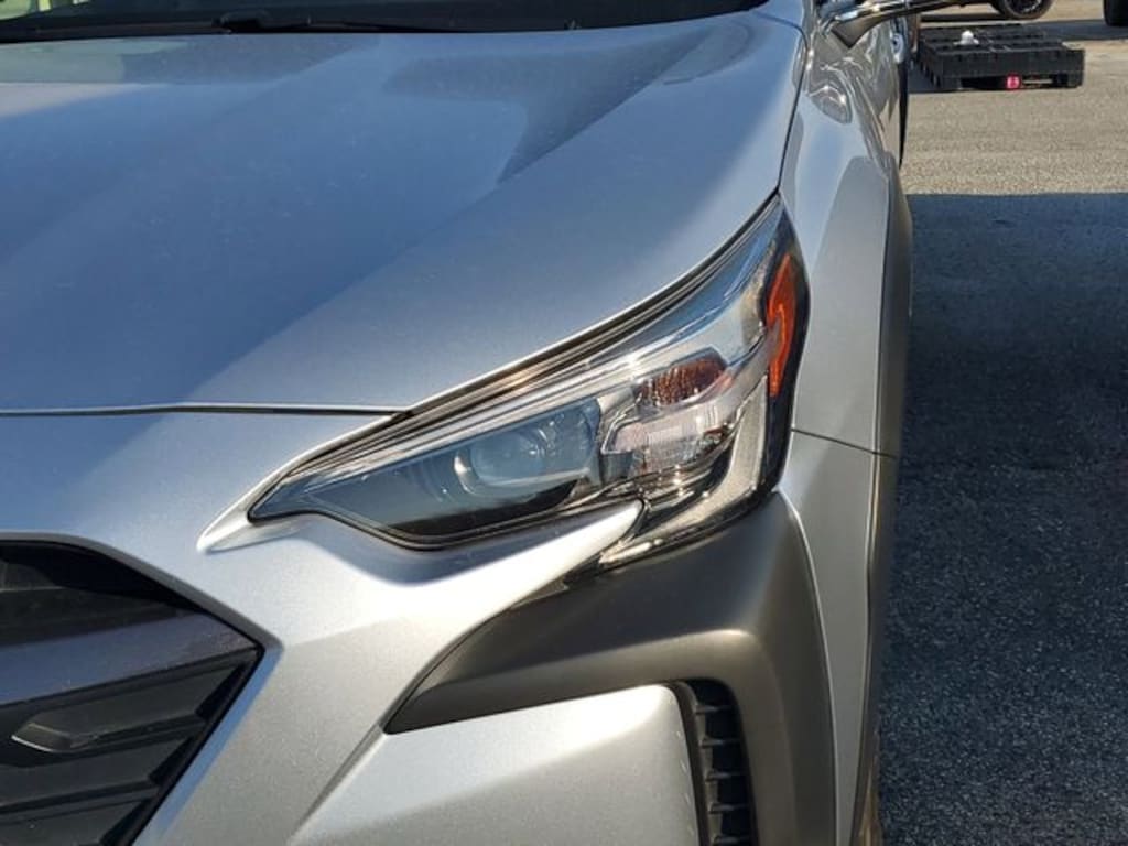 Used 2024 Subaru Outback Premium SUV