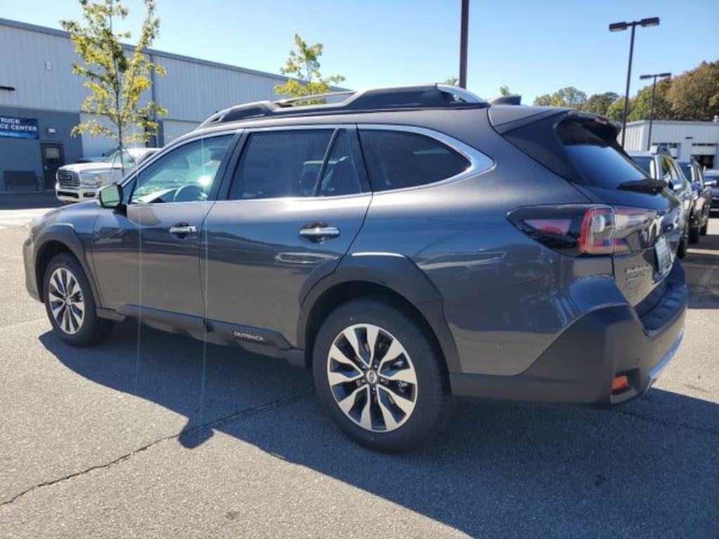 New 2025 Subaru Outback Touring XT SUV