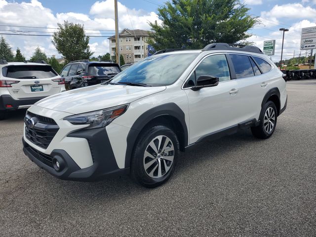 2025 Subaru Outback Premium photo 3