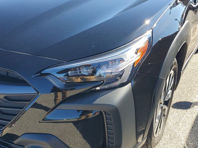 2025 Subaru Outback Touring photo 4