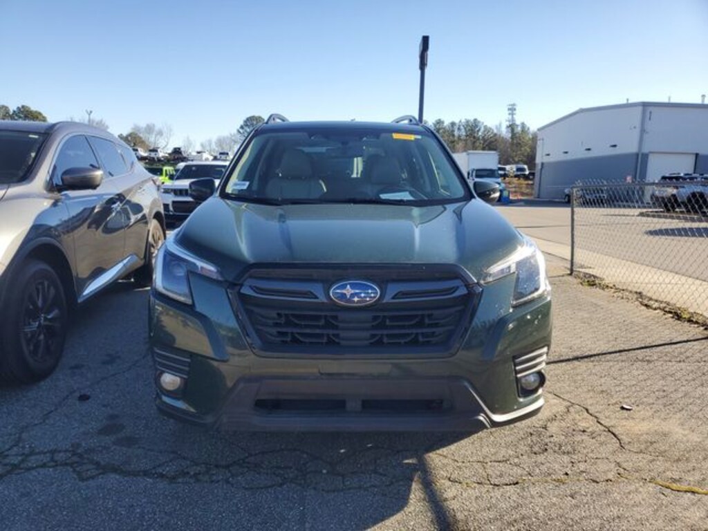 Used 2023 Subaru Forester Limited SUV