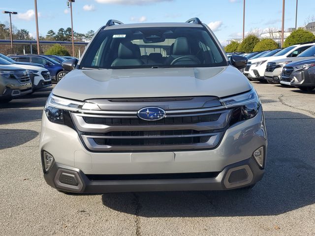 2025 Subaru Forester Limited photo 2