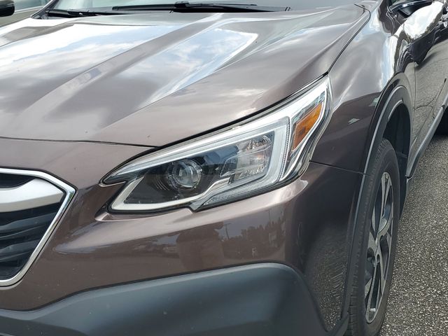 2020 Subaru Outback Touring XT photo 4