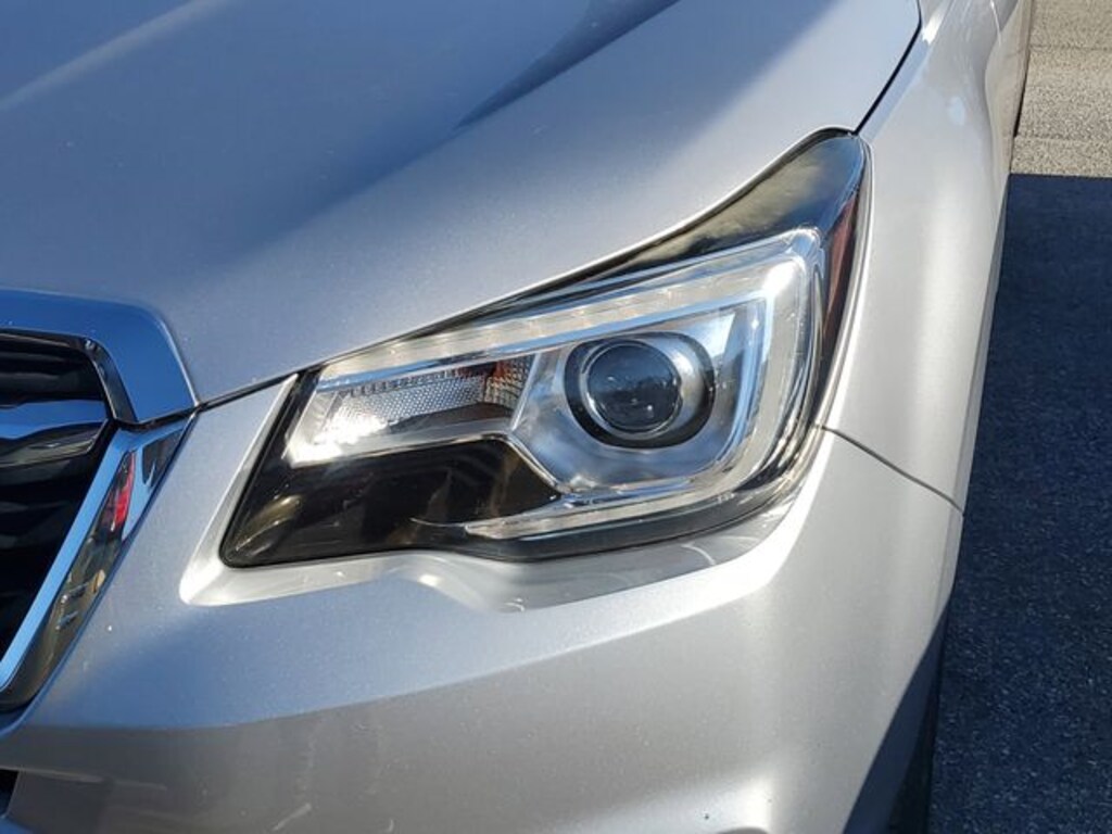 Used 2018 Subaru Forester 2.5i Touring SUV