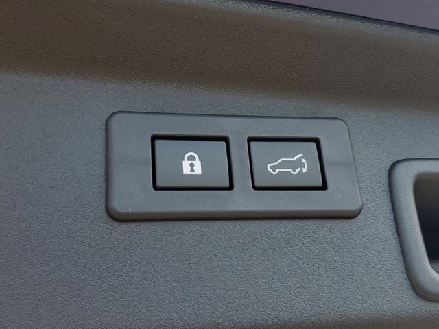 2026 Subaru Outback Limited - Photo 9