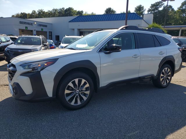 2023 Subaru Outback Limited photo 2
