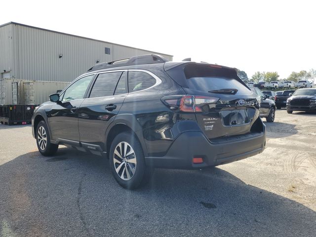 2025 Subaru Outback Premium photo 4