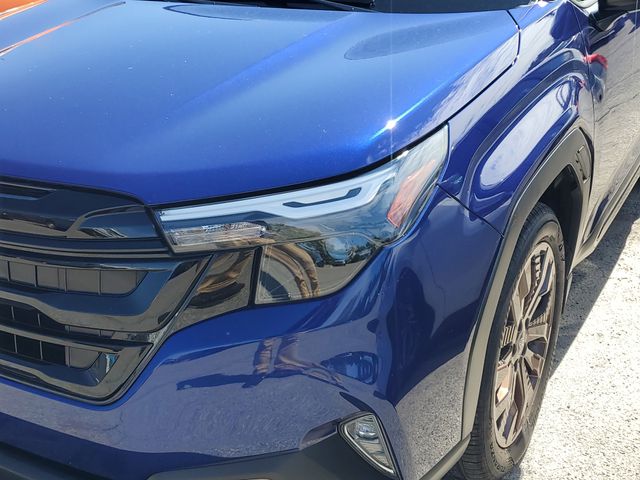 2025 Subaru Forester Sport photo 4