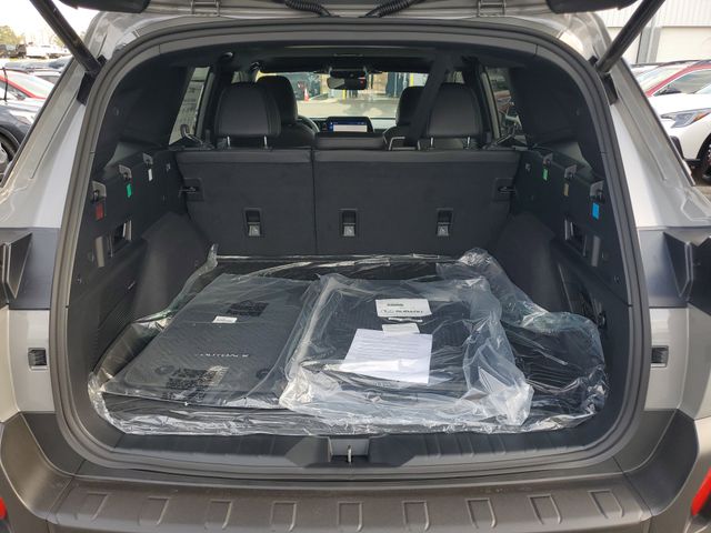 2026 Subaru Outback Limited - Photo 8