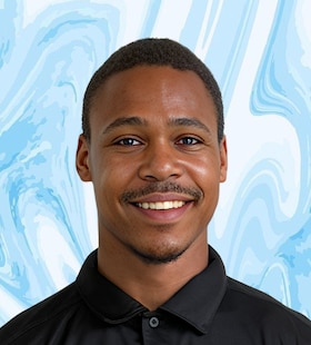 Staff member Deveyon Montgomery, Porter from 7f796540100f