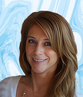 Staff member Jennifer Cope from 7f796540100f