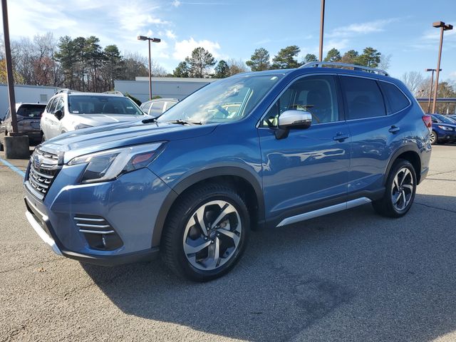 2022 Subaru Forester Touring photo 4