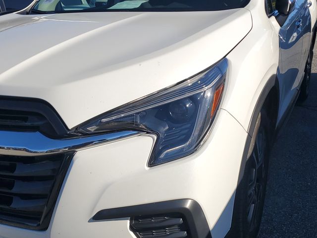 2023 Subaru Ascent Touring photo 4