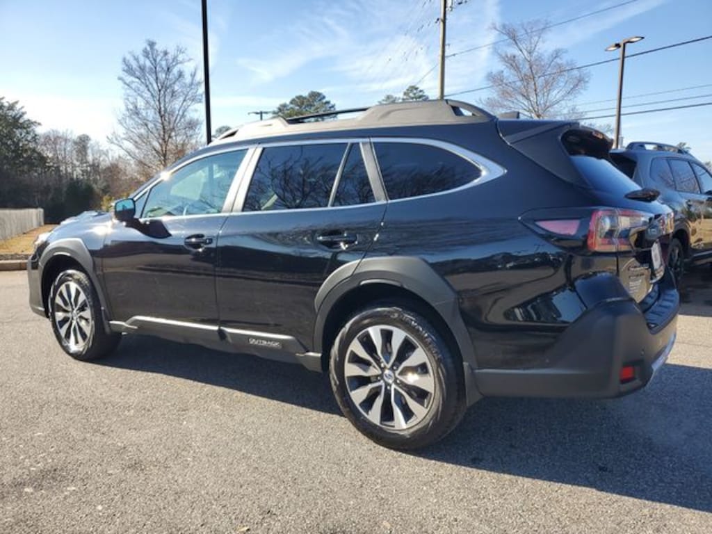 Used 2025 Subaru Outback Limited SUV