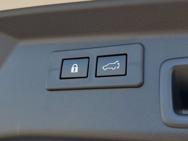 2026 Subaru Outback Limited - Photo 10