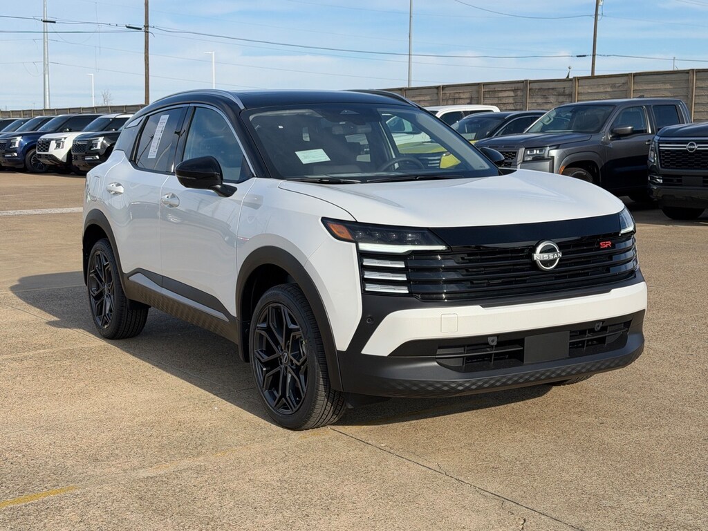 New 2026 Nissan Kicks SR SUV