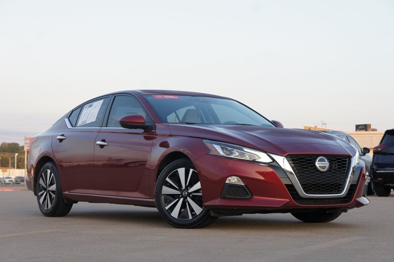 Used 2021 Nissan Altima SV with VIN 1N4BL4DV3MN411422 for sale in Mesquite, TX