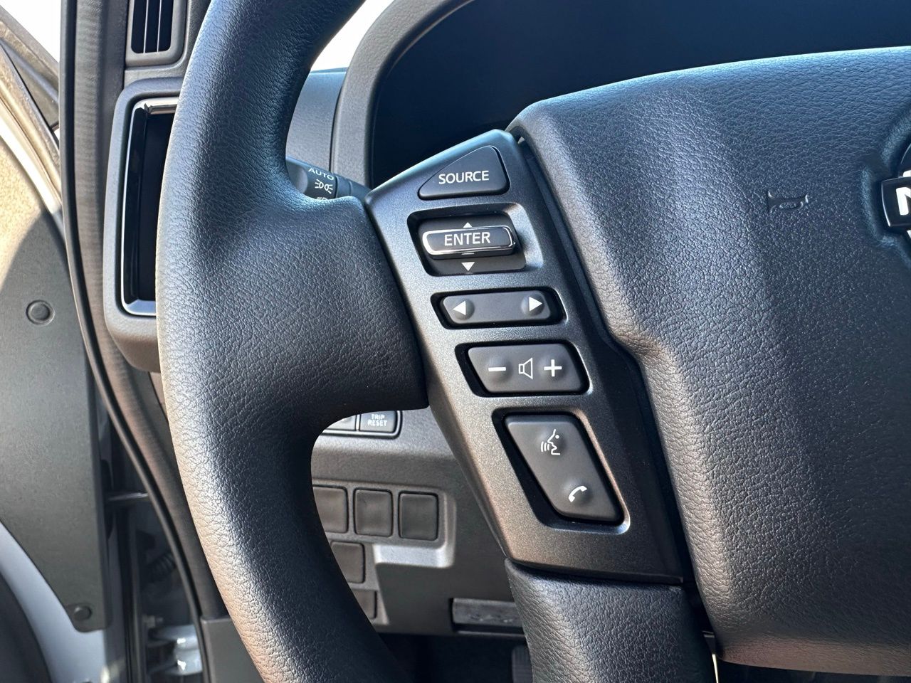 2026 Nissan Frontier SV - Photo 16