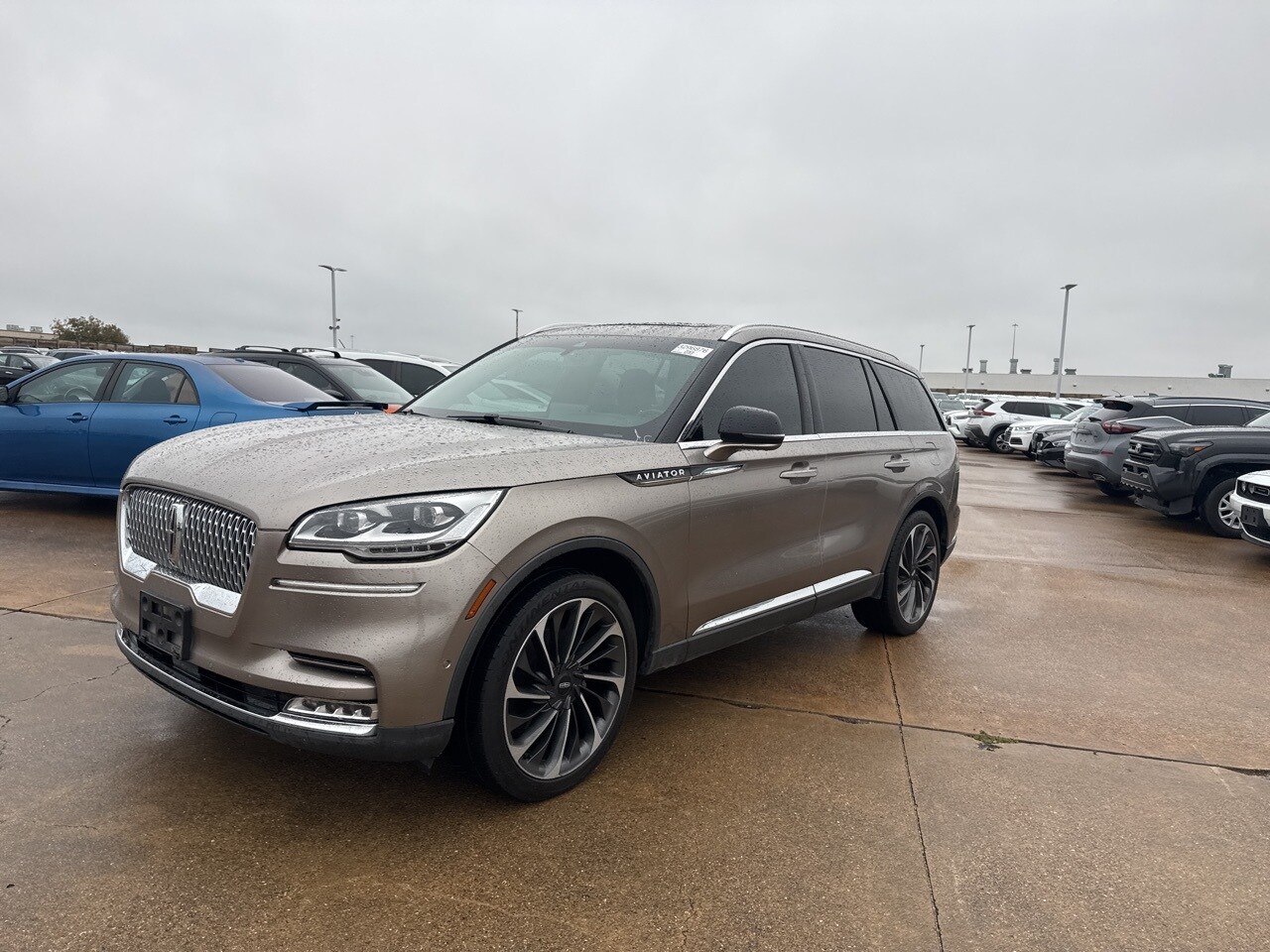 2020 Lincoln Aviator Reserve photo 3
