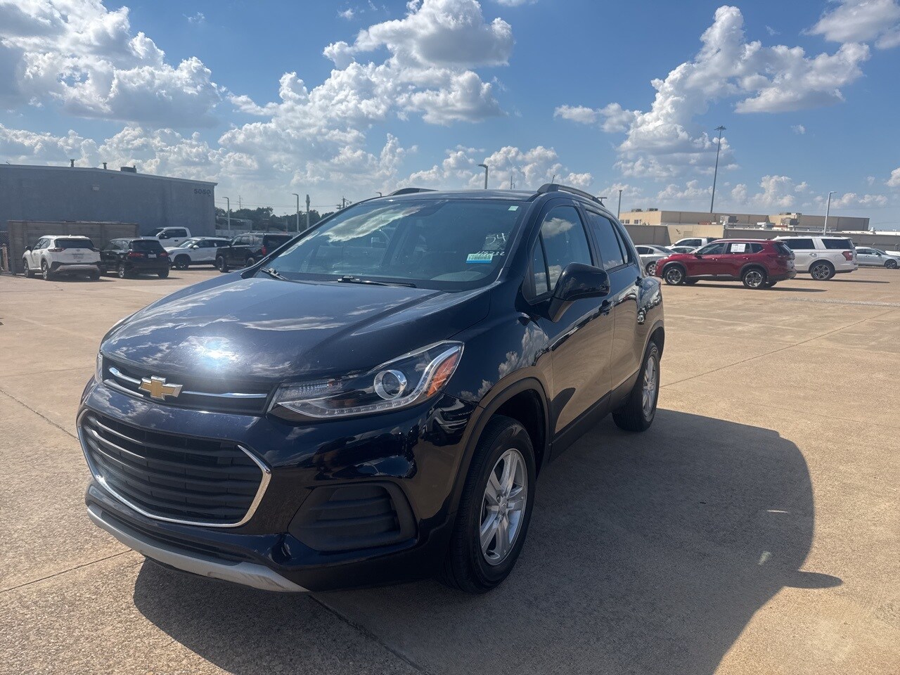 2022 Chevrolet Trax LT photo 3