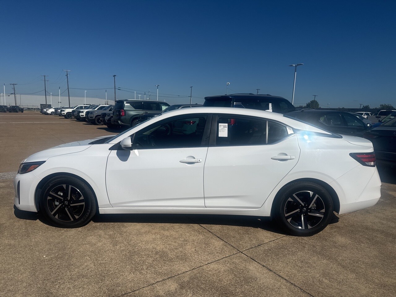 2024 Nissan Sentra SV photo 4
