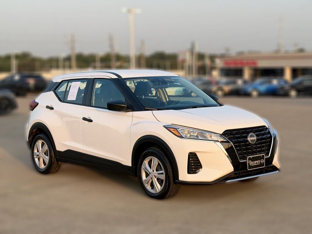 Certified 2023 Nissan