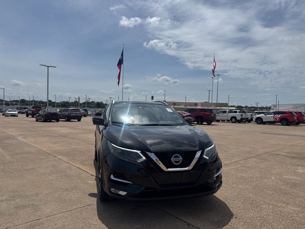 Certified 2022 Nissan Rogue Sport SL SUV