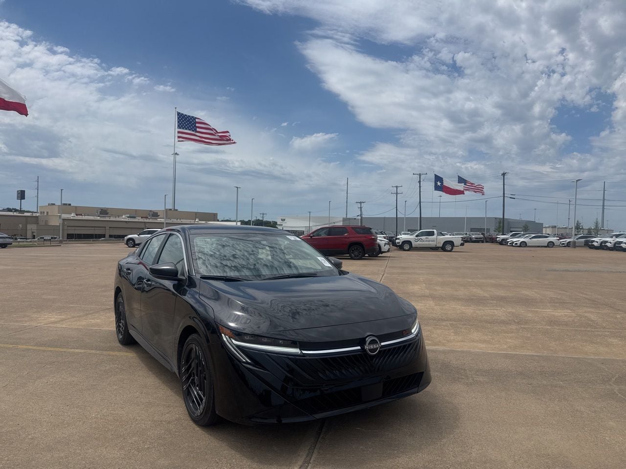 2026 Nissan Sentra SR CVT's photo