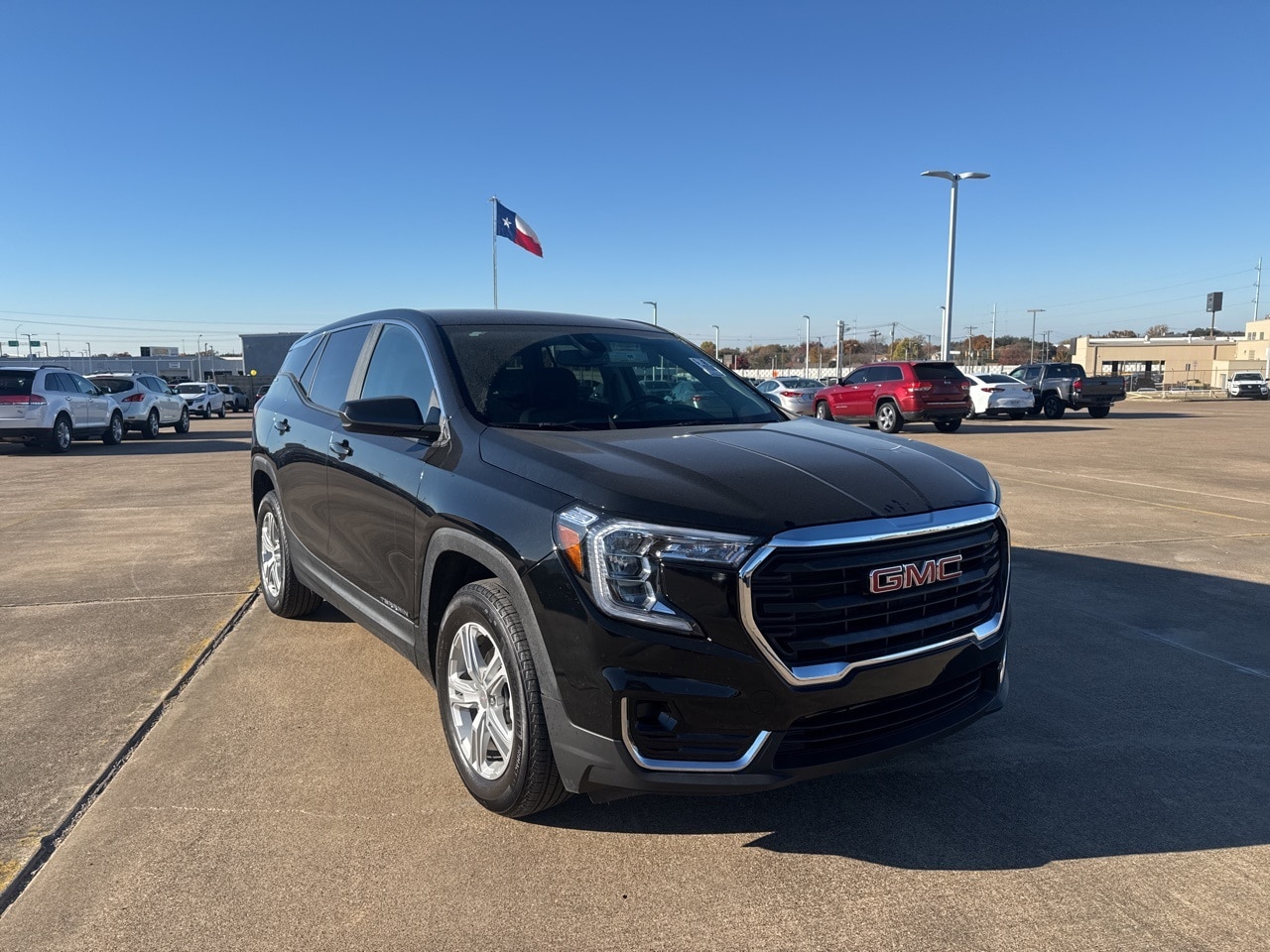 2024 GMC Terrain SLE's photo