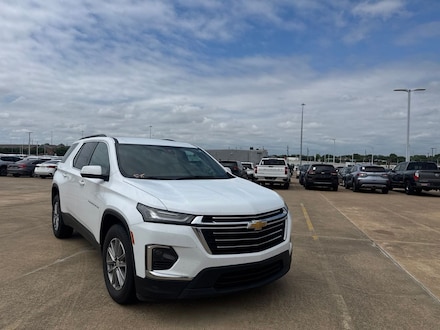 2023 Chevrolet Traverse LT Leather SUV