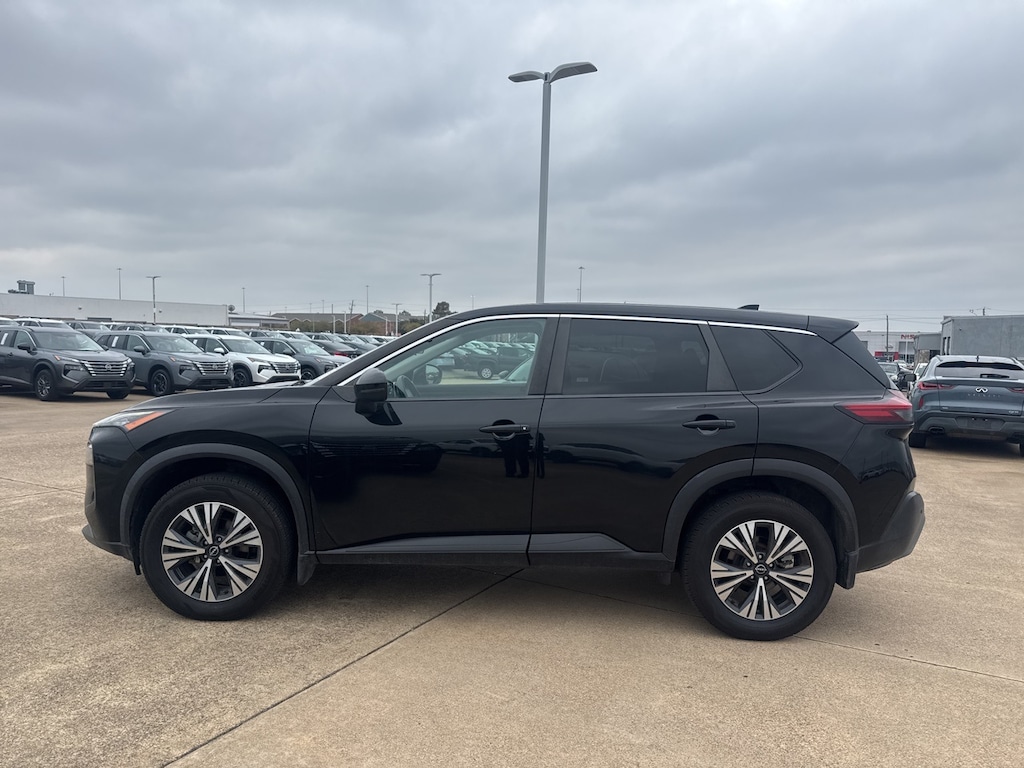 Certified 2022 Nissan Rogue SV SUV