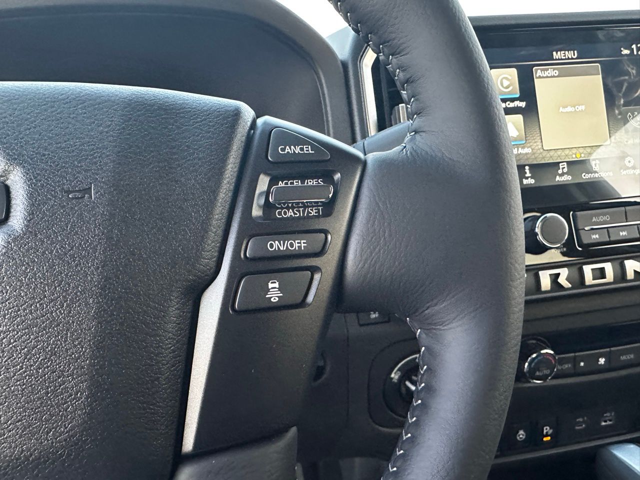 2026 Nissan Frontier SV - Photo 17